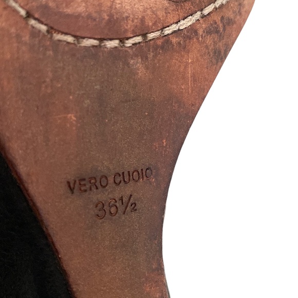 Modern Vintage Black Leather Floral Laser Cut Hidden Wedge Pumps - Picture 8 of 10